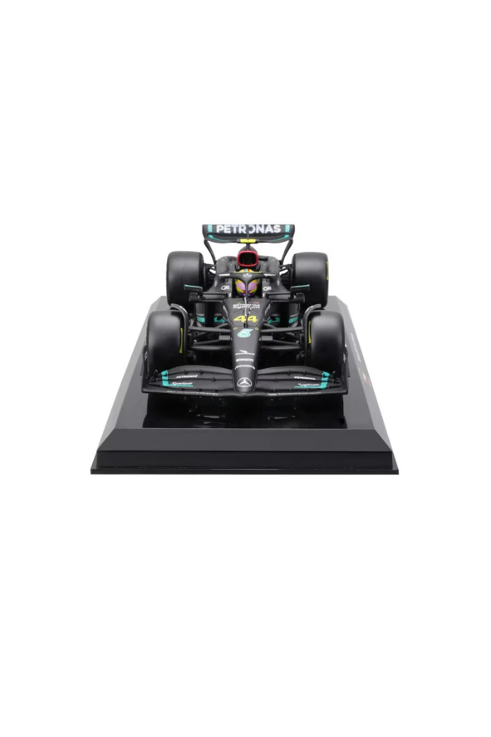 Miniatura F1 Mercedes W-14 - 1:24 (24 cm)
